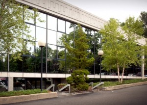 600 Northern Blvd Exterior